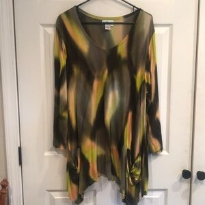 Ivy Reed size M pullover v-neck rayon tunic top
